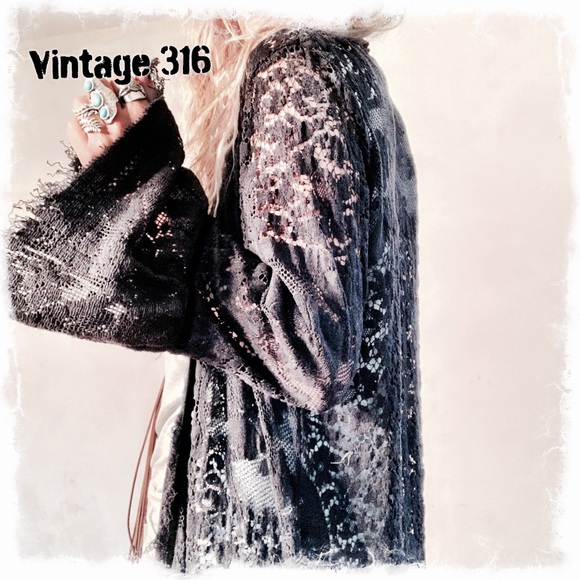 Triple Stone Turquoise Ring - Picture 7 of 8